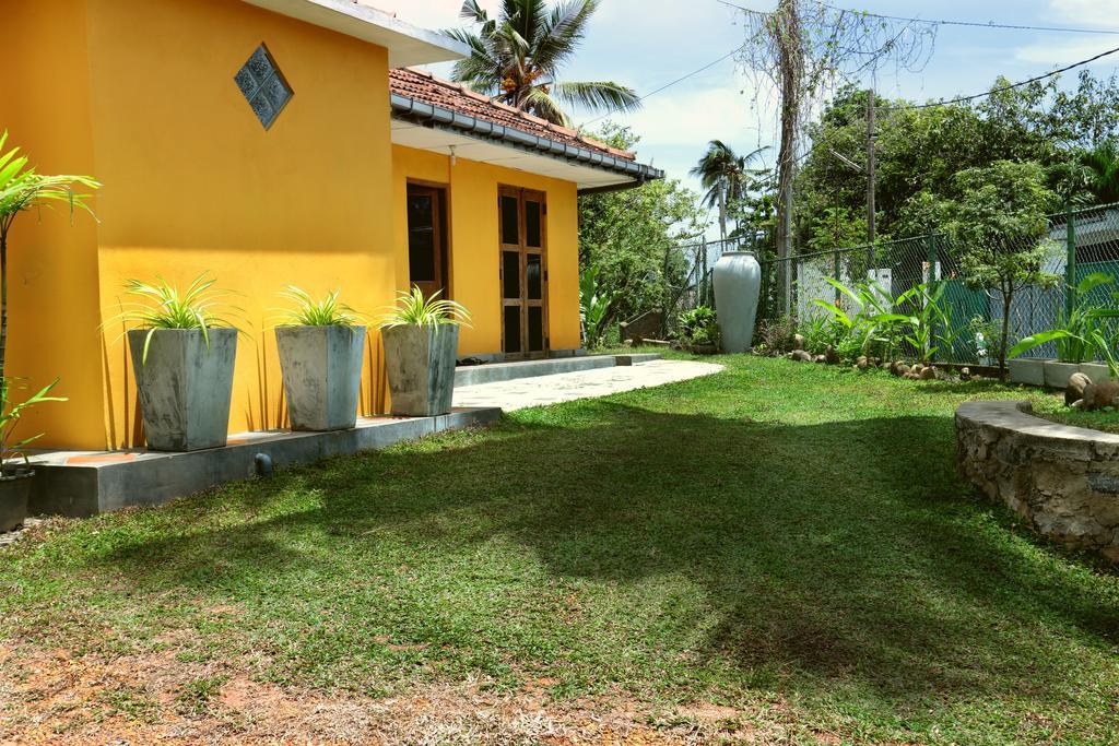 Villa Mitrayu Nugegoda Zimmer foto